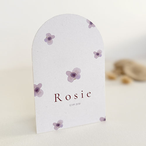 Bloemen geboortekaartje meisje met lila bloem en folie