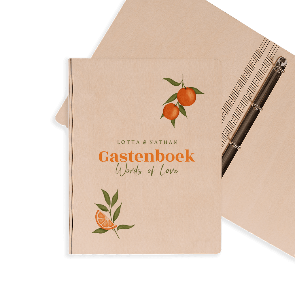Houten gastenboek met sinaasappels en mediterraanse look
