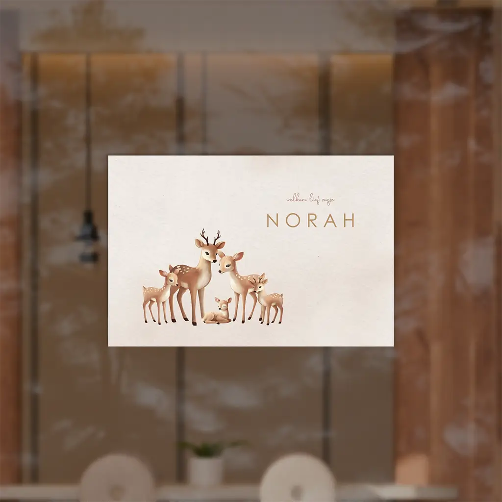 Raamsticker met hertengezinnetje voor een broertje of zusje