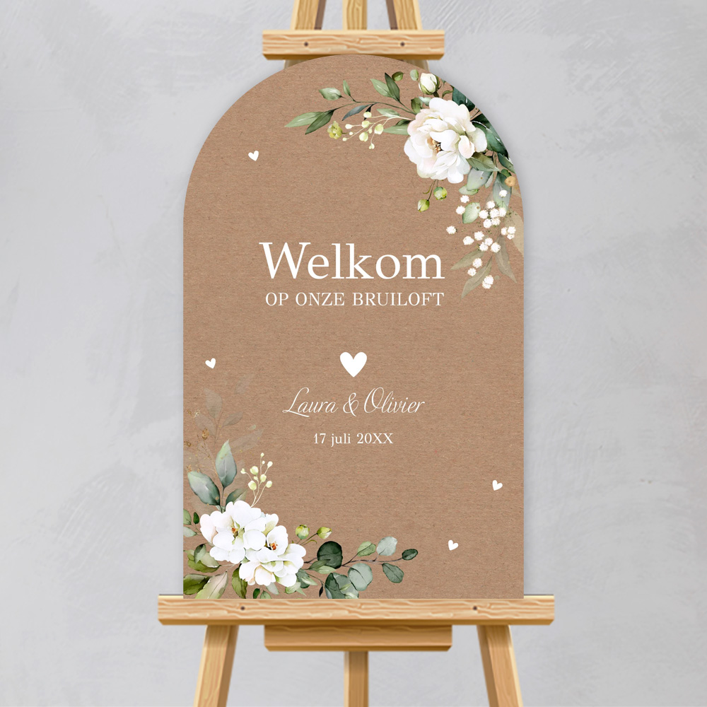 Bruiloftsbord bruin witte bloemen kraftlook boog