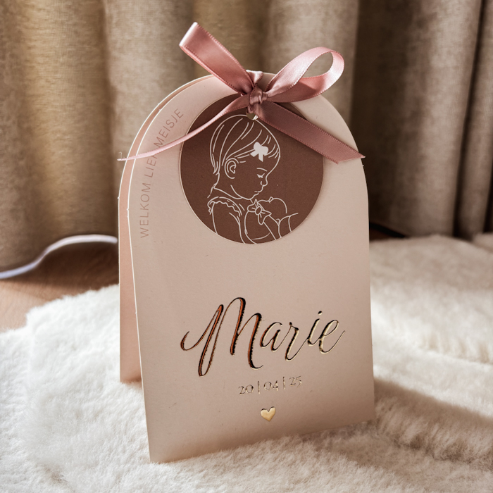 Geboortekaart set meisje met line art