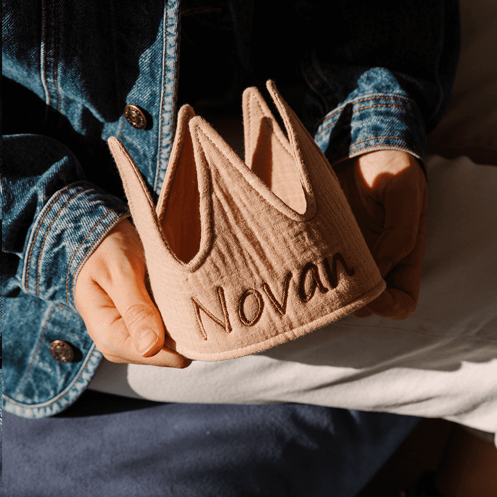 Stoffen verjaardagskroon met naam | Jollein verjaardagskroon