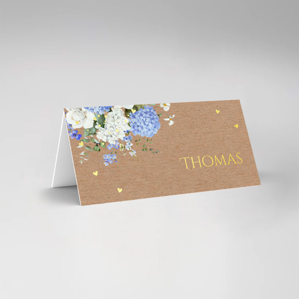 Bruiloft naamkaartjes dubbel gevouwen bloemen blauw kraftlook 