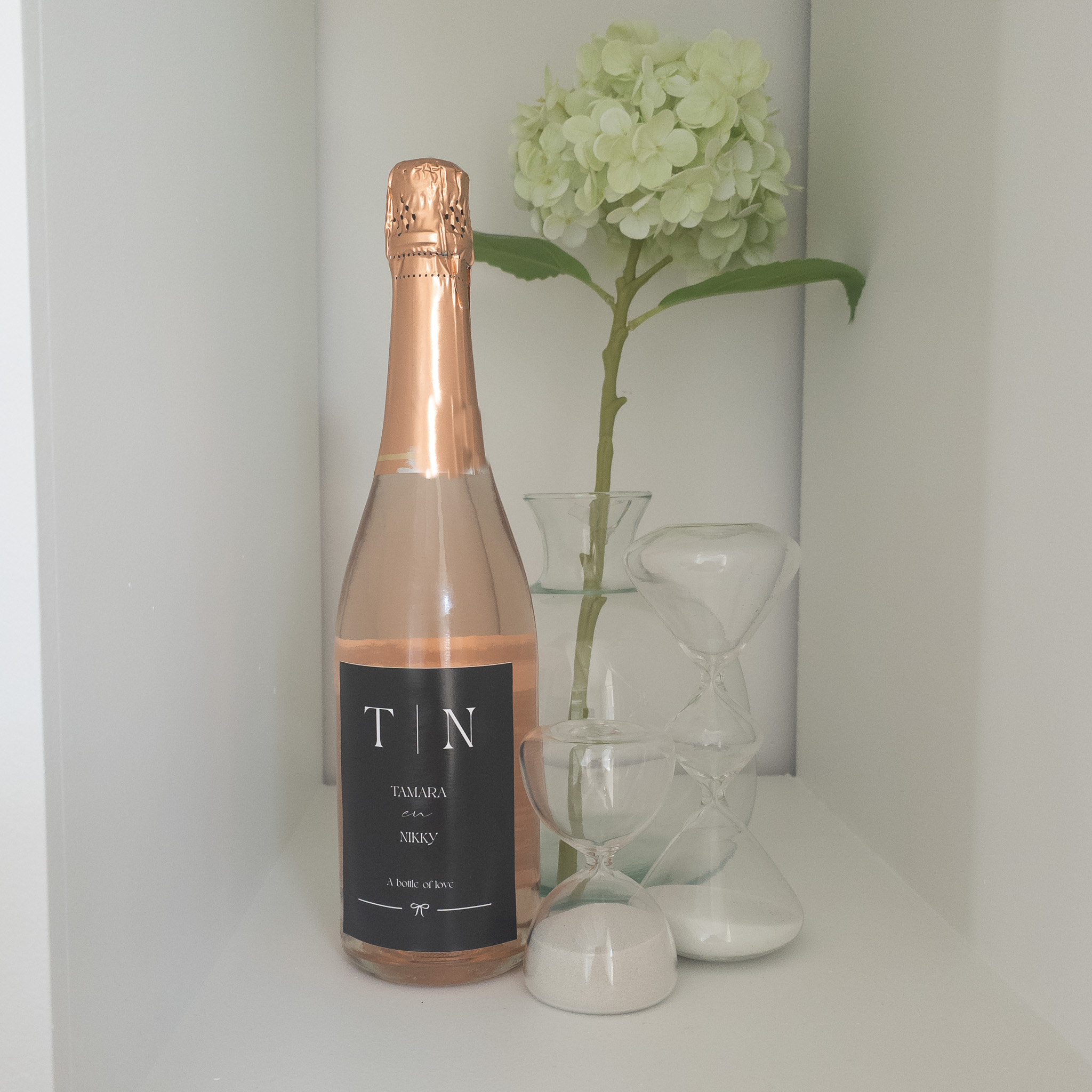 Fles etiket zwart wit