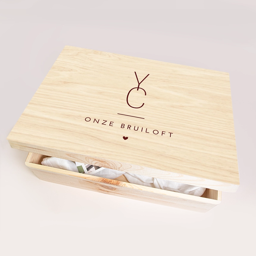 Memorybox bruiloft met monogram