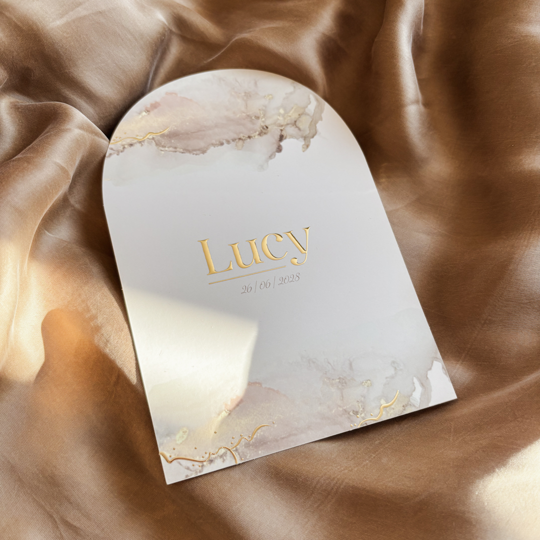 Geboortekaartje met marmerlook beige