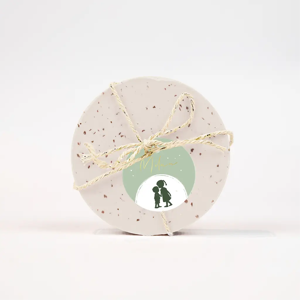 Groen labeltje met silhouetten en naam in folie - per 16 stuks