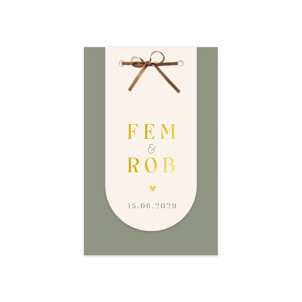Rustige en stijlvolle label trouwkaart met foliedruk