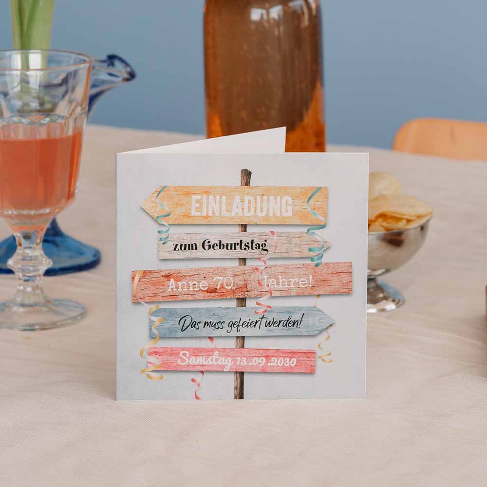 Originelle Einladung zum 70 Geburtstag mit Wegweiser