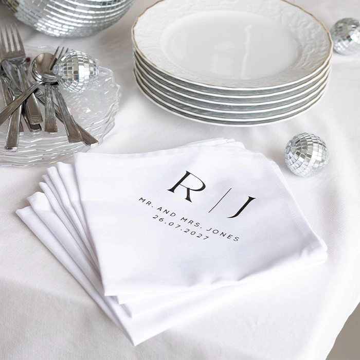 Gepersonaliseerde servetten voor bruiloft met initialen