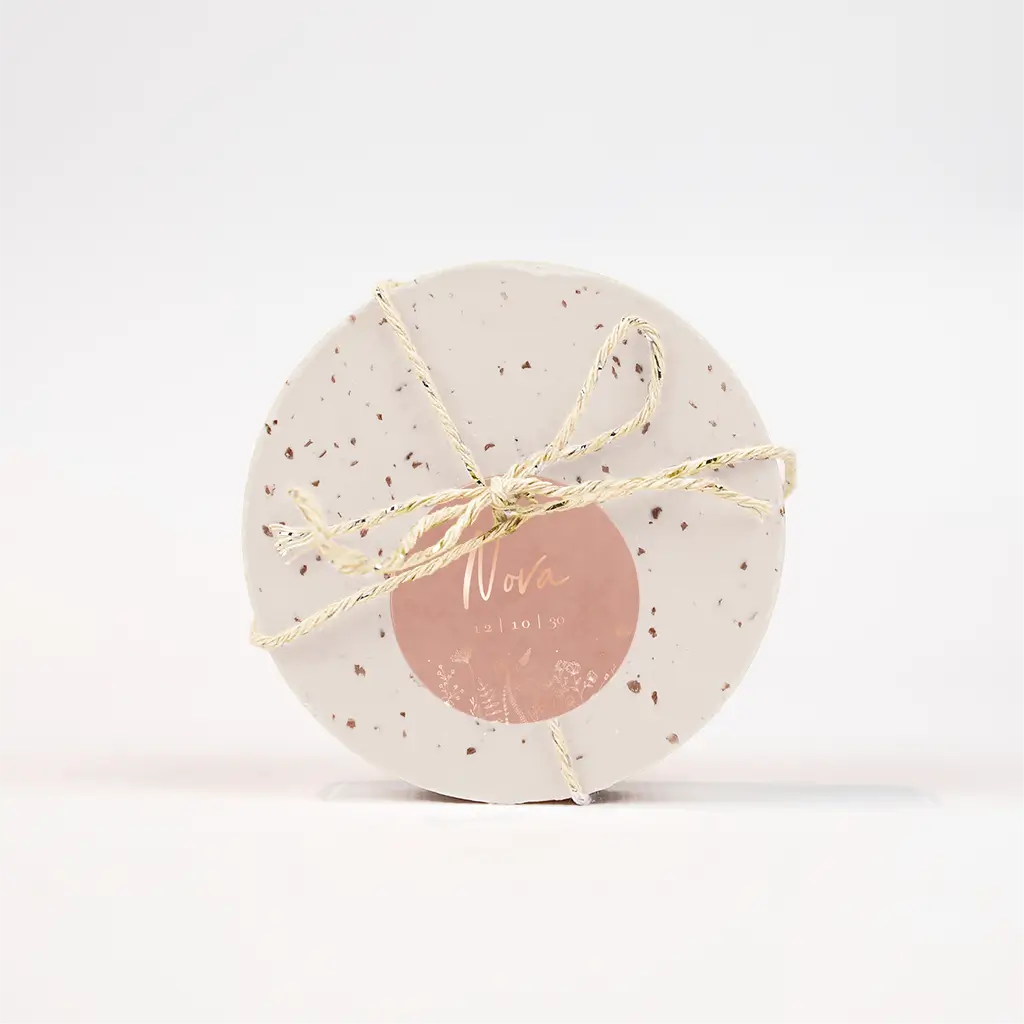 Doopsuiker labeltje roze met roségoudfolie bloemen - per 16 stuks