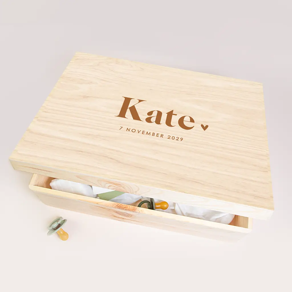 Memorybox met naam en hartje