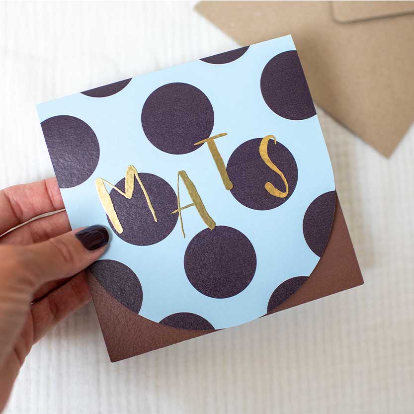 Geboortekaartje jongen polka dots bruin blauw