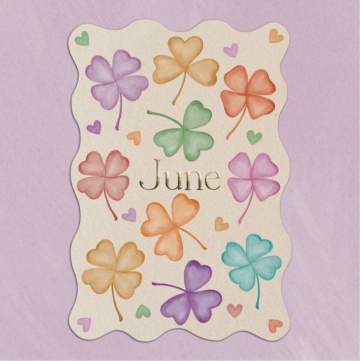 Geboortekaartje in Golvende Vorm met Klavertjes Hartjes Lente