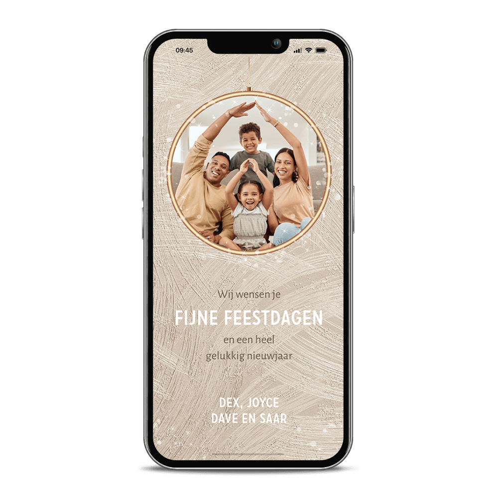 Eigen foto digitale kerstkaart met kerstbal en sparkles