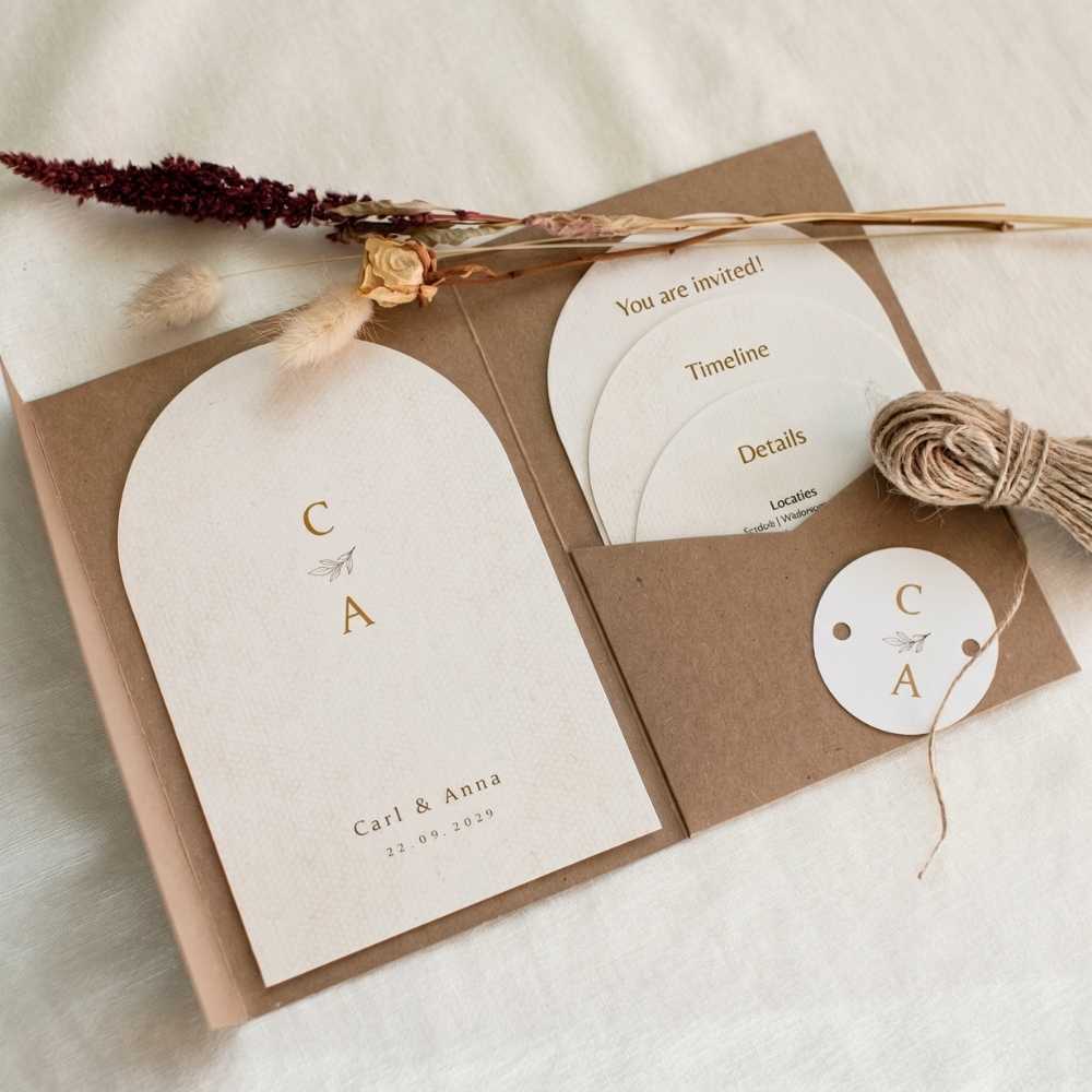 Pocketfold set bruiloft minimalistisch linnen look trouwlogo