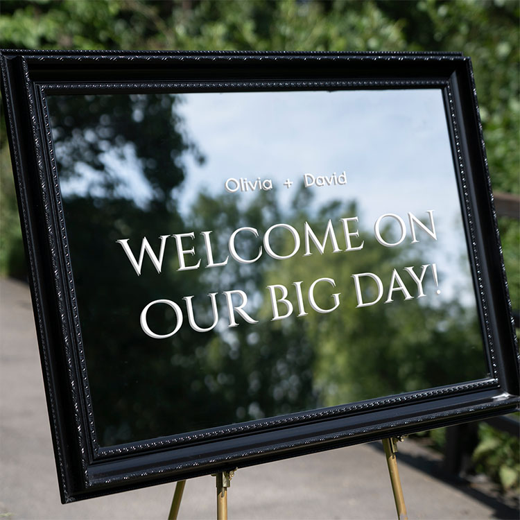 Leuke spiegelsticker bruiloft met quote