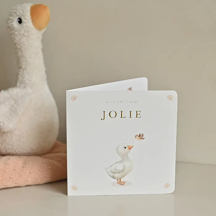 Geboortekaart met eendje, bloemen en naam in mat goudfolie