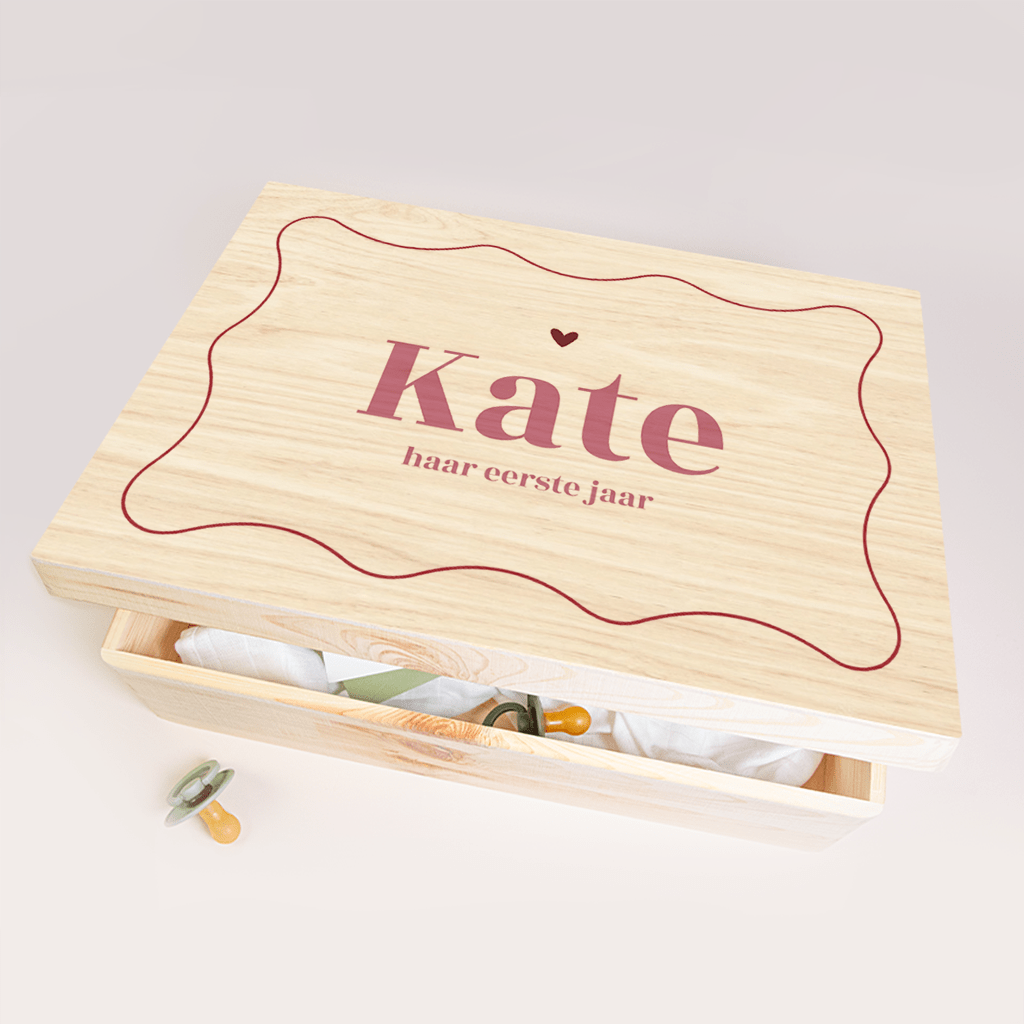 Memorybox geboorte meisje met golvend kader en hartje