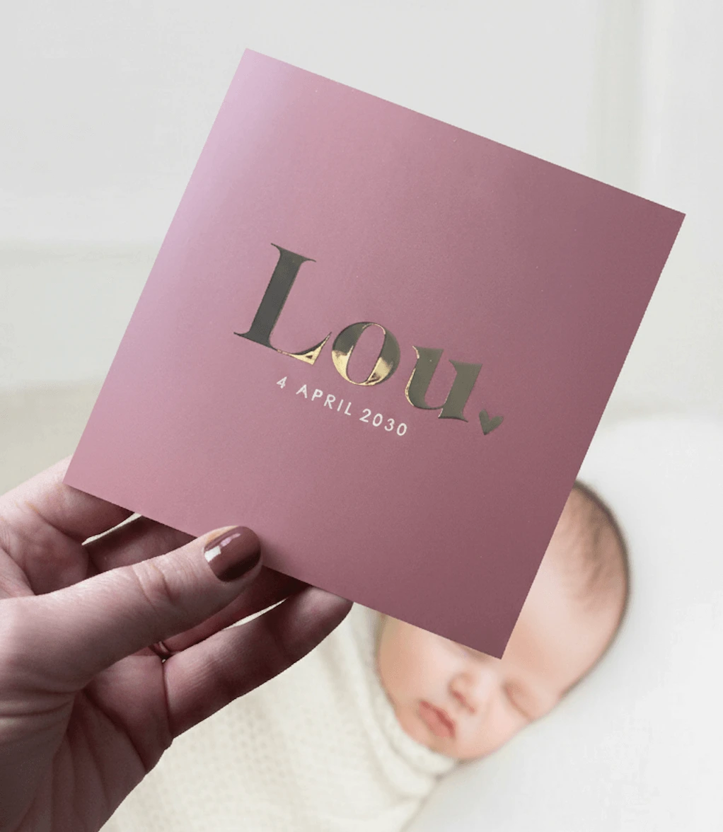 Minimalistisch geboortekaartje met folie