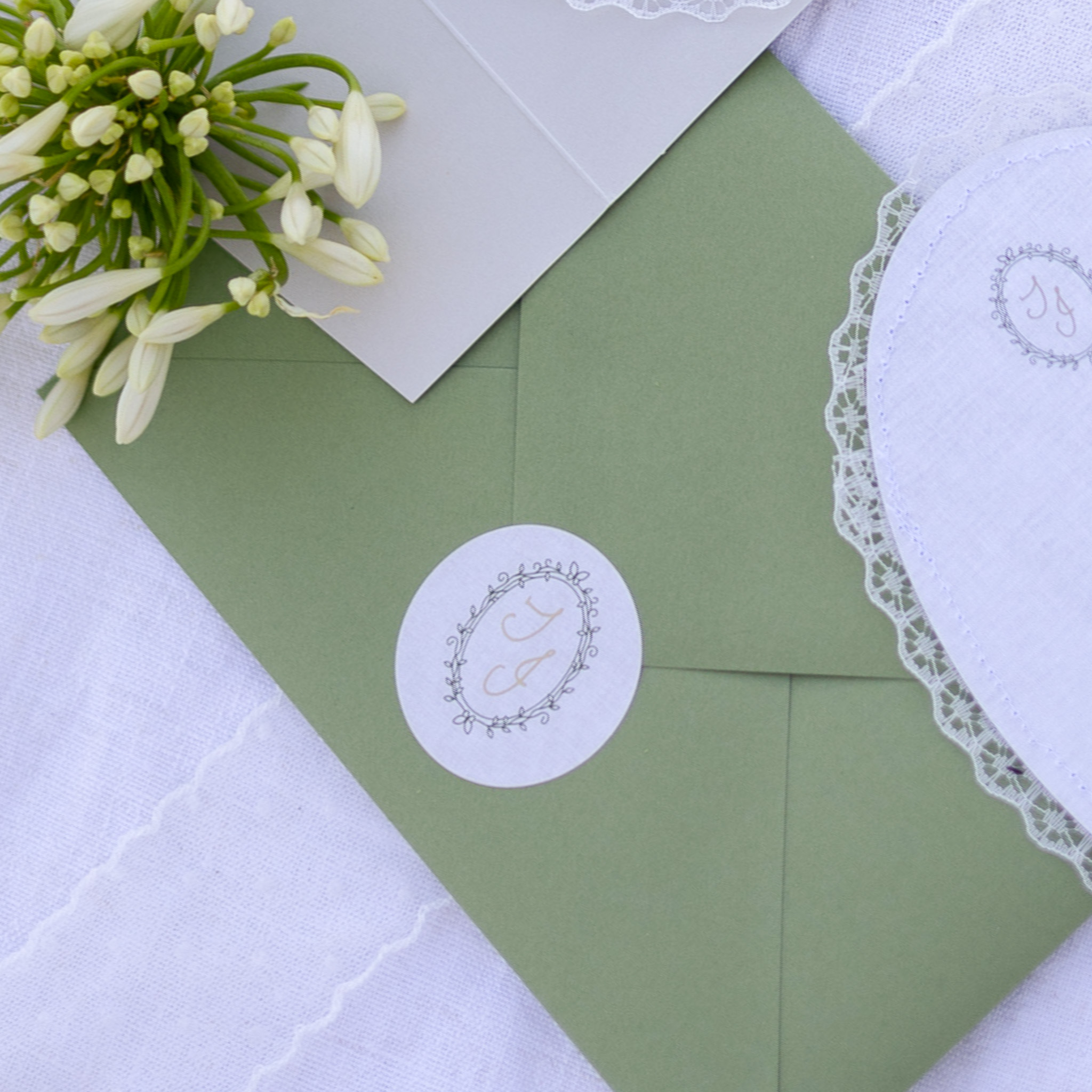 Sluitsticker Italiaanse bruiloft olijfgroen beige goud