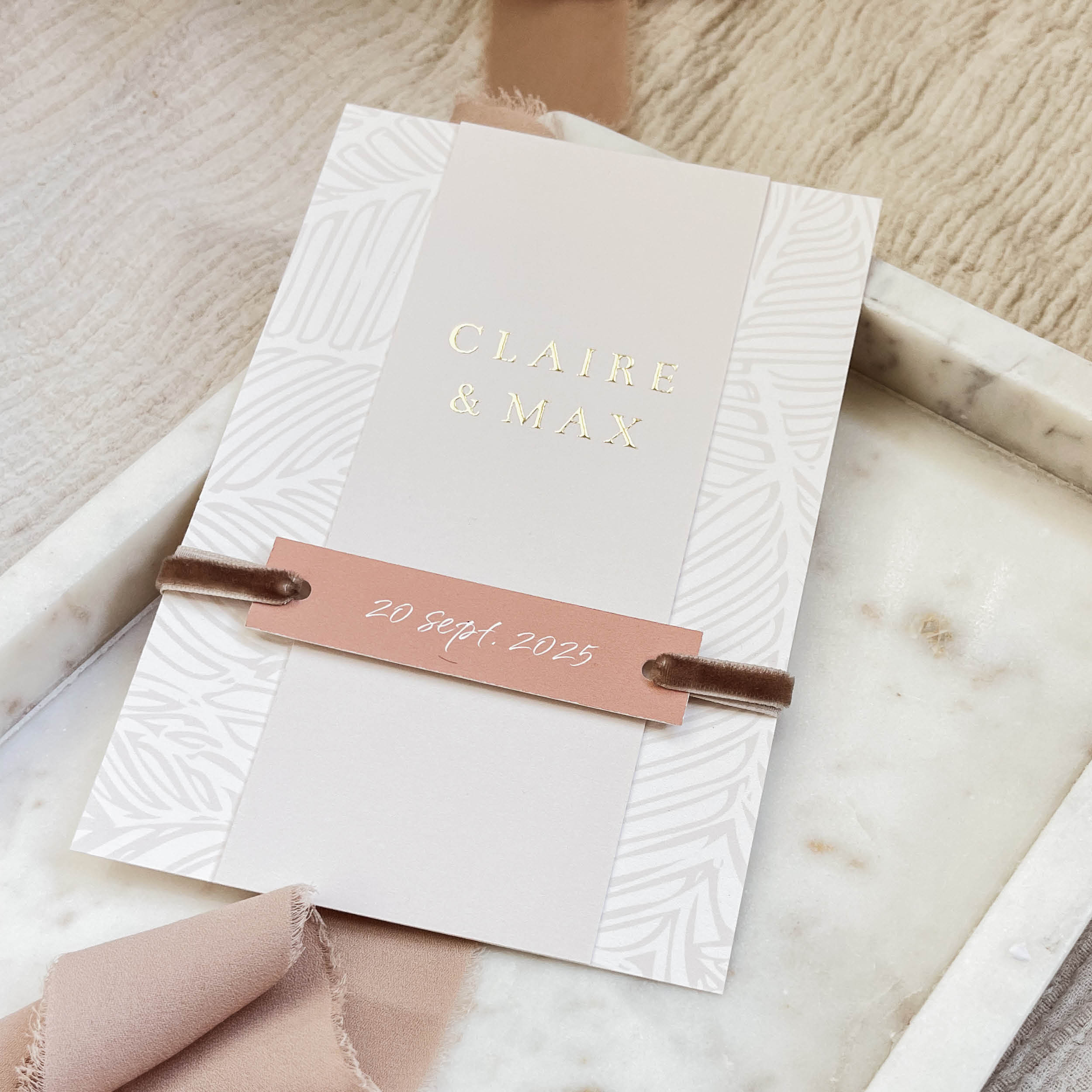 Trouwkaart set met achtergrond beige