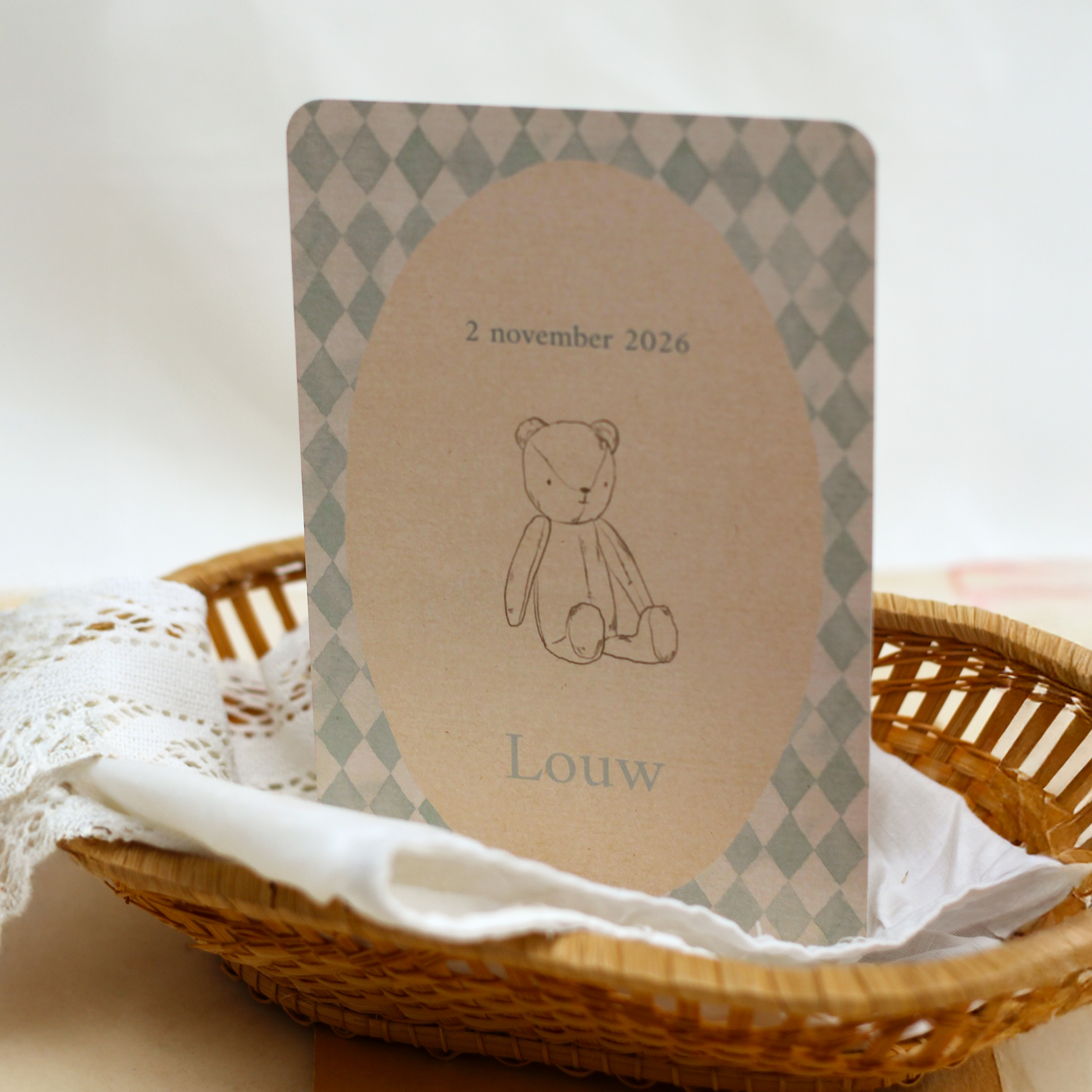 VINTAGE GEBOORTEKAARTJE MET BEER EN RUITJES