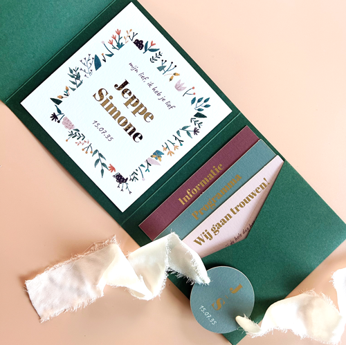 Pocketfold trouwkaart krans goudfolie bloemen