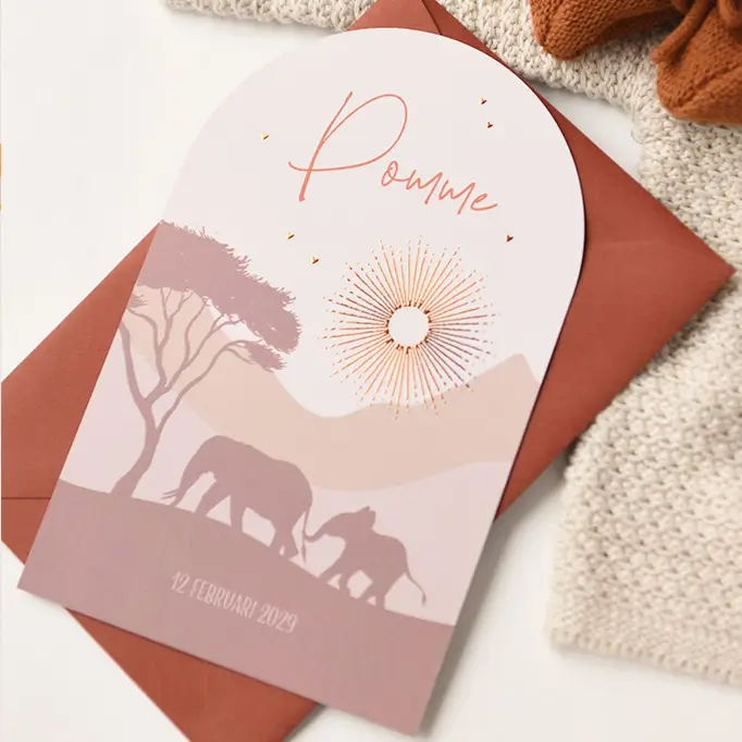 Uniek geboortekaartje met silhouetten van olifantjes en roségoudfolie