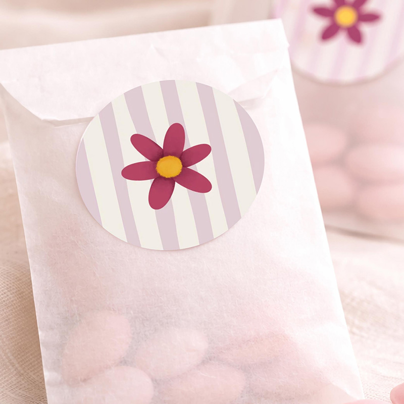 Sluitzegels met bloem en lila strepen