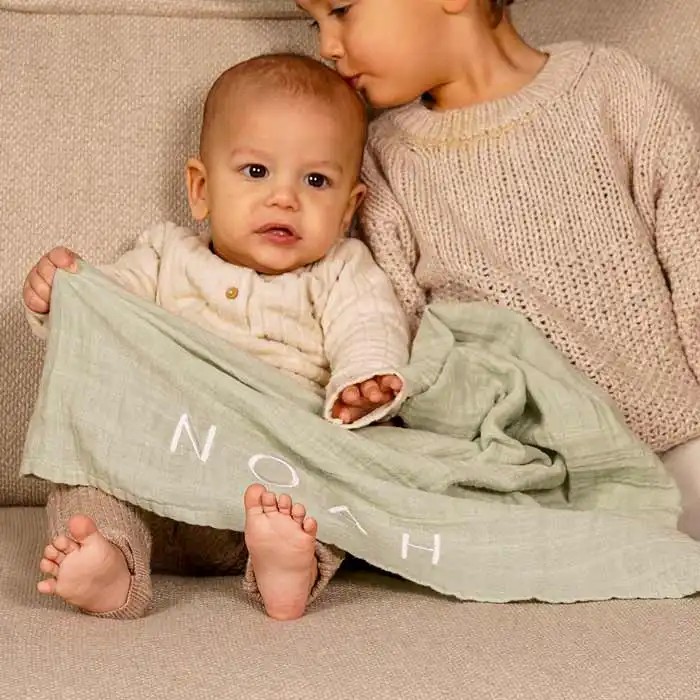 Hydrofiele doek groen met geborduurde naam