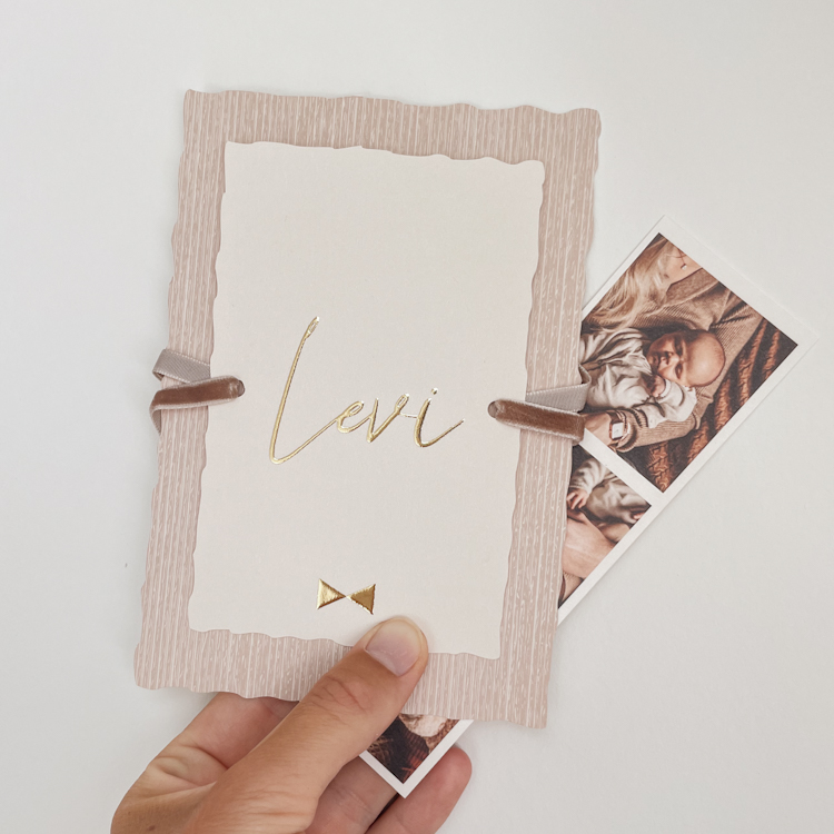 Geboortekaart set jongen zandkleur met goudfolie