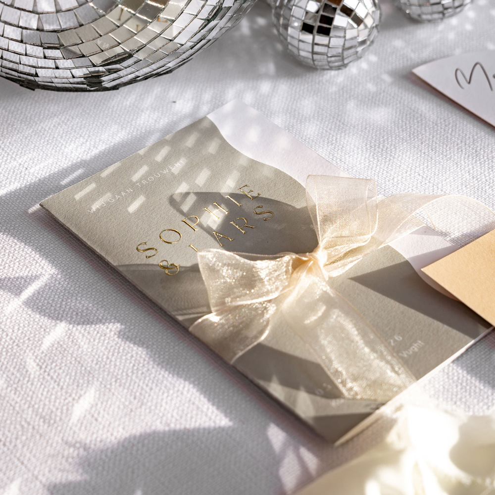 Dubbele trouwkaart met golfvorm