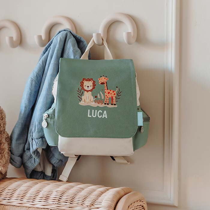 Rucksack mit Namen und Dschungeltieren