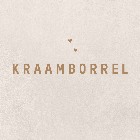 Kraamborrel uitnodiging beige velvet-look met hartjes