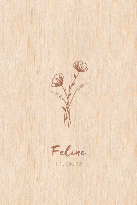 Lief geboortekaartje van hout voor meisje met bloemetje