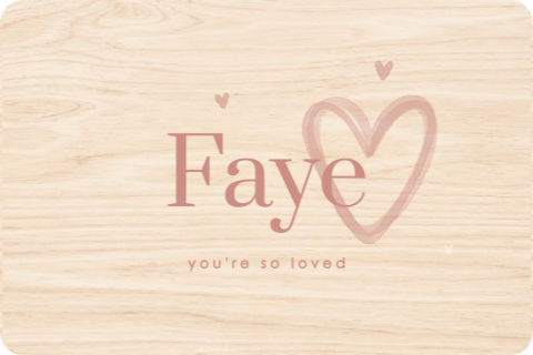 Memorybox met naam en hartjes