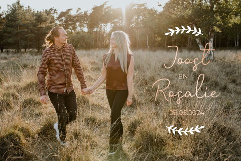Trouwkaart roest met foto loveshoot, takjes en rosefolie