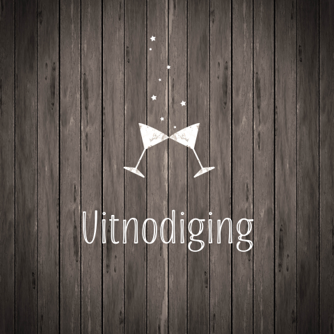 Uitnodiging cocktailglazen op hout