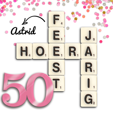 Uitnodiging 50 jaar verjaardag met scrabble steentjes