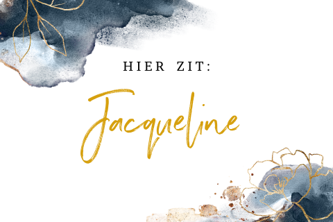 Tafelkaartje met goudgele naam en blauwe waterverf