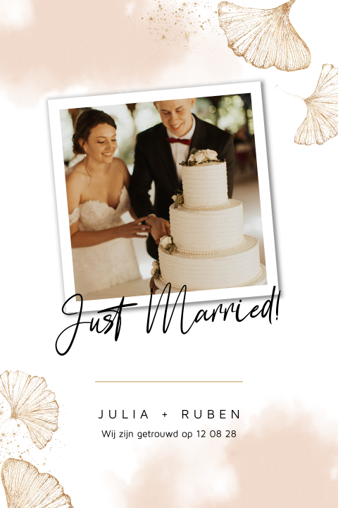 Just Married kaart met roze waterverf en ginkgo bladeren