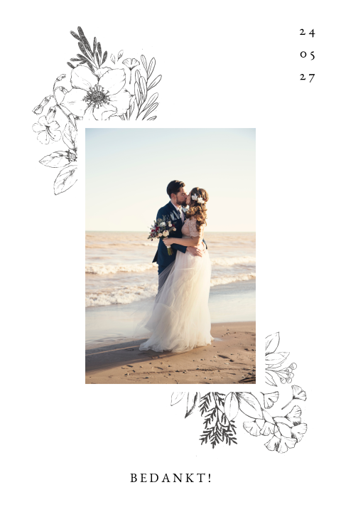 Vintage bedankkaart met huwelijksfoto en bloemen
