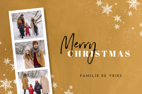 Gele kerstkaart met fotokaders en sneeuwvlokken