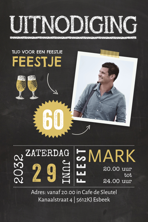 Uitnodiging donker lettering en goudlook met foto