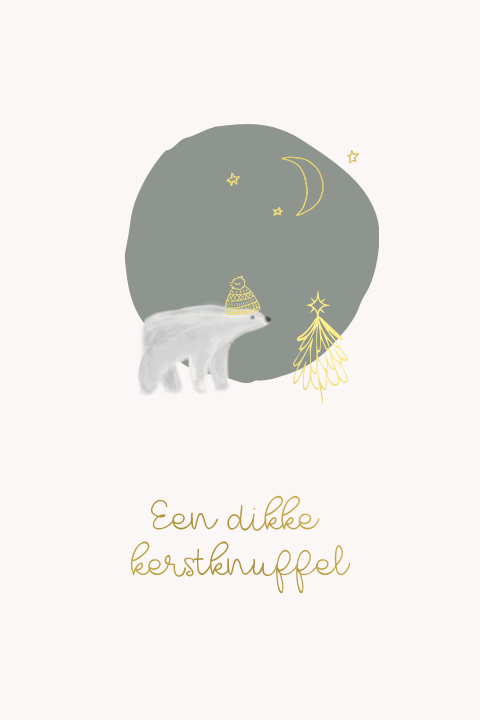 Kerstkaart ijsbeer kerstboom maan en sterren met een kerstknuffel