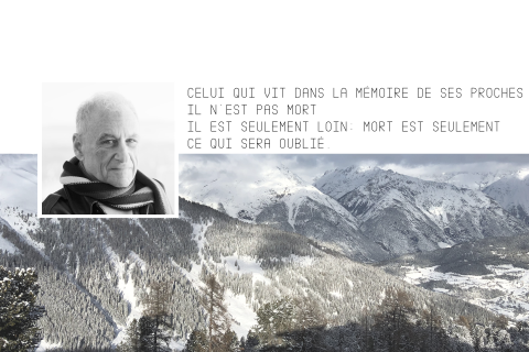Carte de remerciement de deuil avec photo de montagnes