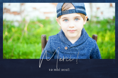 Carte remerciement avec fond bleu et grande photo