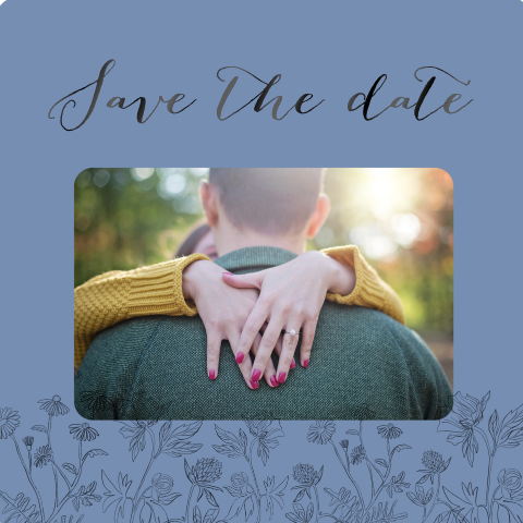 Save the date ton bleu pastel avec une finition brillante noire