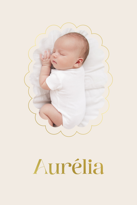 Faire-part de naissance beige avec photo dans cadre et dorures